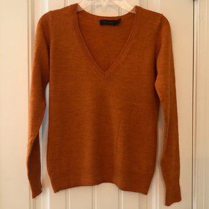 LIKE NEW LIMITED V NECK SWEATER; SIZE S